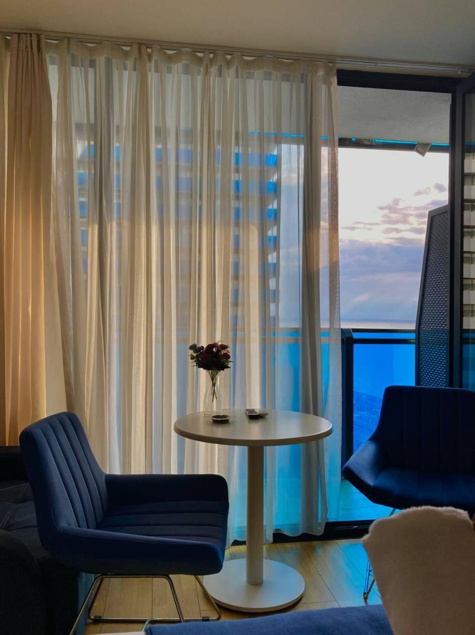 באטומי Orbi City Aparthotel מראה חיצוני תמונה