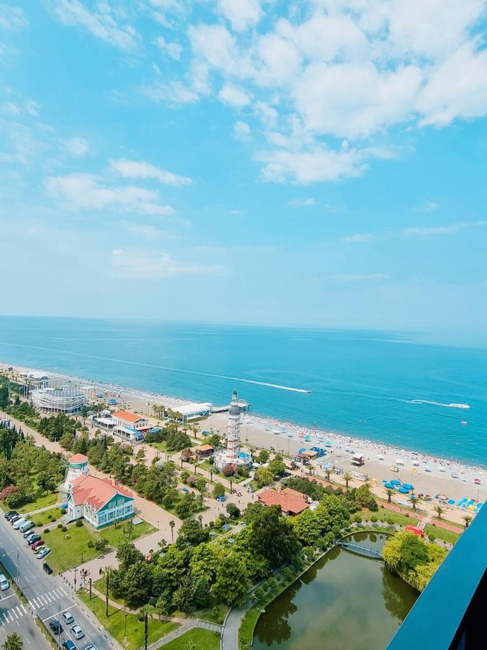 באטומי Orbi City Aparthotel מראה חיצוני תמונה